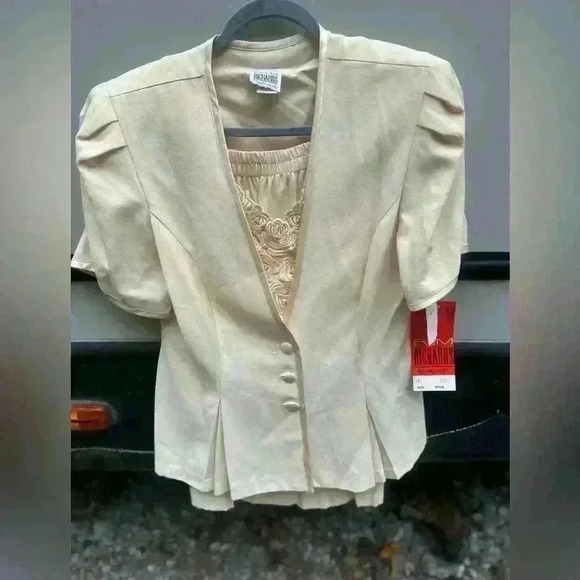 Vintage NWT 2 piece skirt set. R&M Richard’s by Karen Kwong. Vintage 80s/90s - Picture 16 of 16